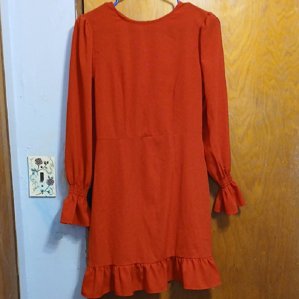 Elegant Red Long-Sleeve Women's Dress